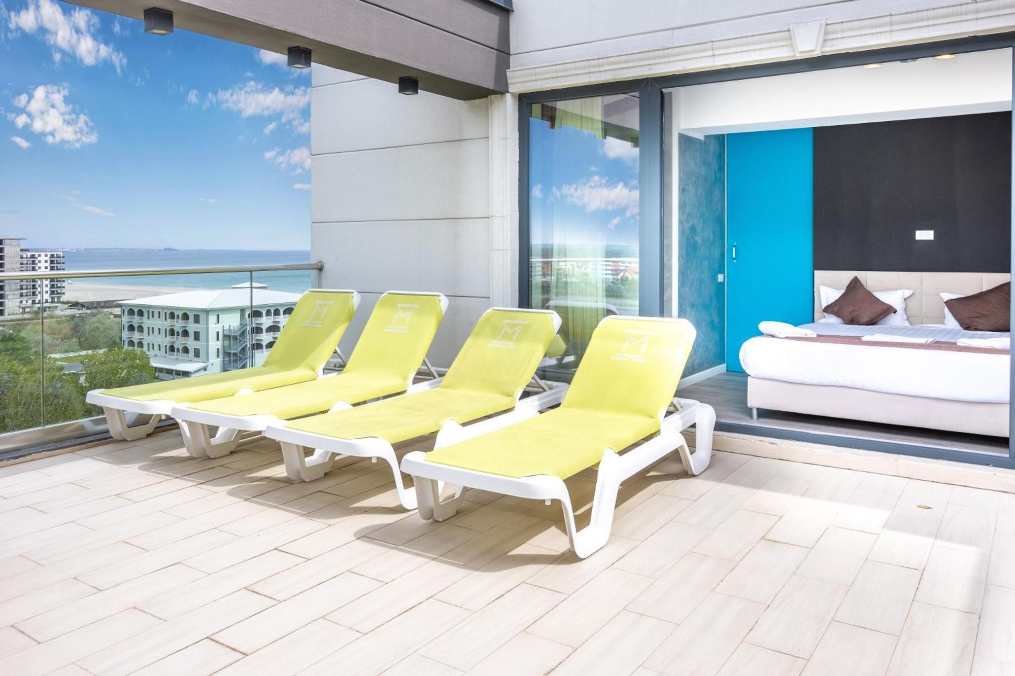 Miramare Residence Aparthotel Năvodari Екстериор снимка