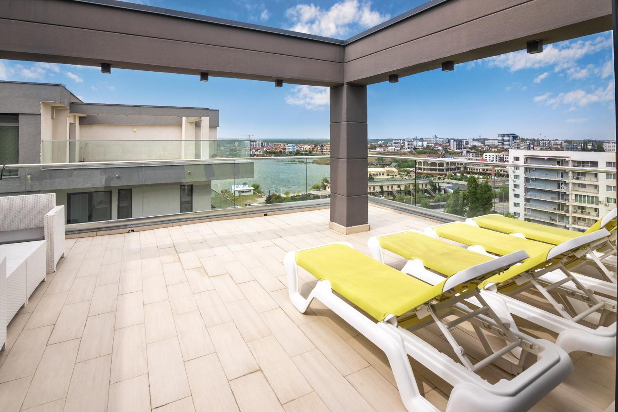 Miramare Residence Aparthotel Năvodari Екстериор снимка