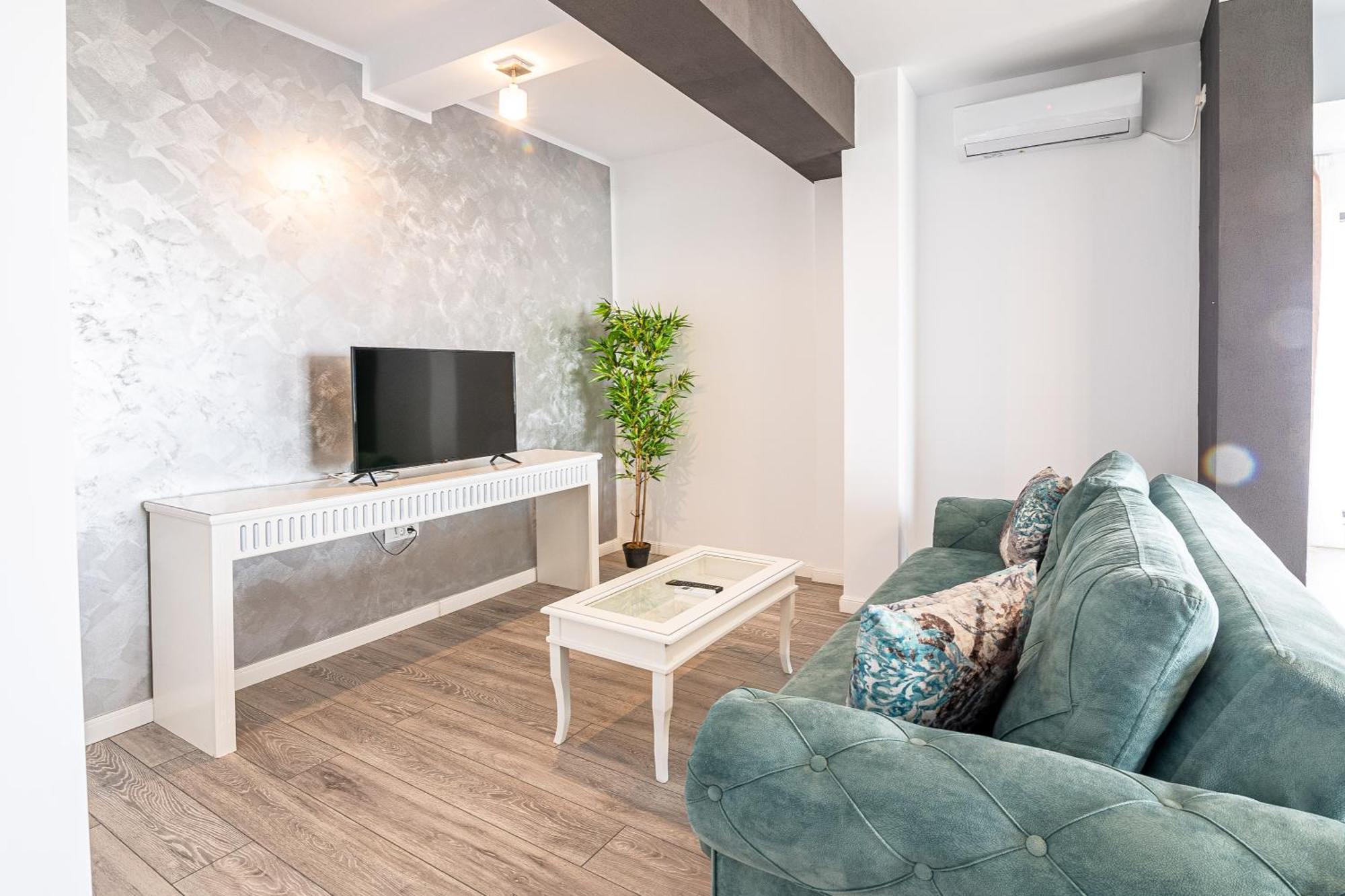 Miramare Residence Aparthotel Năvodari Екстериор снимка